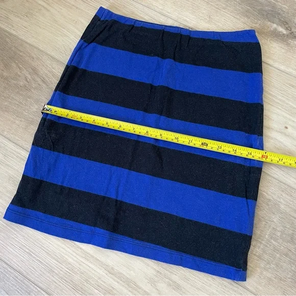 Striped mini skirt - Picture 9 of 9